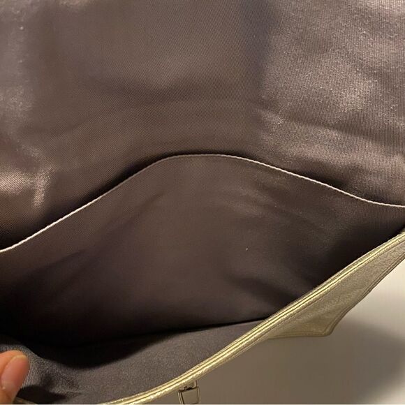 COACH Legacy Leather Gold Metallic iPad Clutch large 9x11.5 - Picture 8 of 12